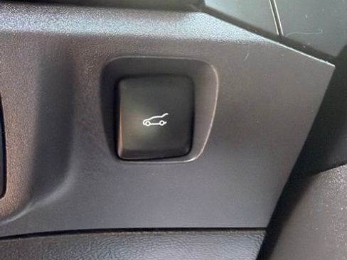 Used 2014 Ford Fusion SE w/ Equipment Group 202A FWD image 20