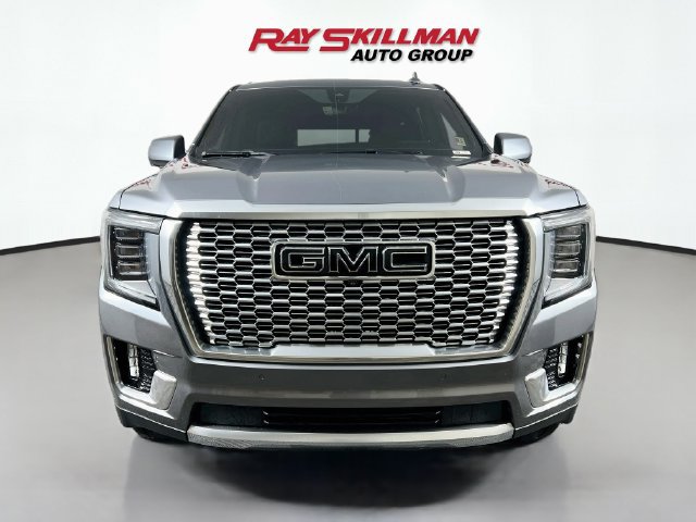 Used 2021 GMC Yukon Denali w/ Denali Ultimate Package AWD/4WD image 2