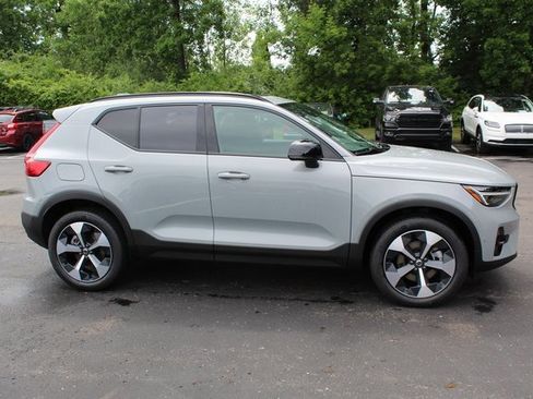 New 2026 Volvo XC40 B5 Plus w/ Protection Package Premier image 2