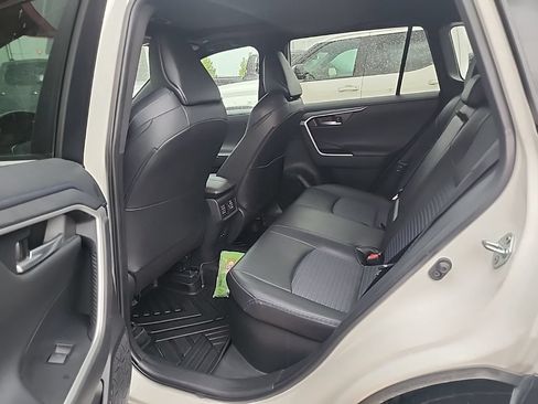 Used 2024 Toyota RAV4 XSE AWD/4WD image 20