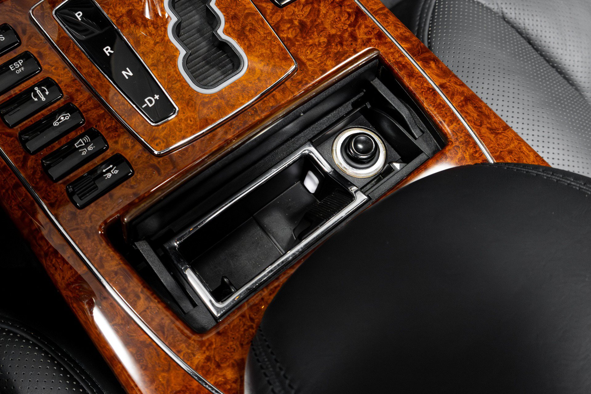 Used 2004 Maybach 57 RWD image 82