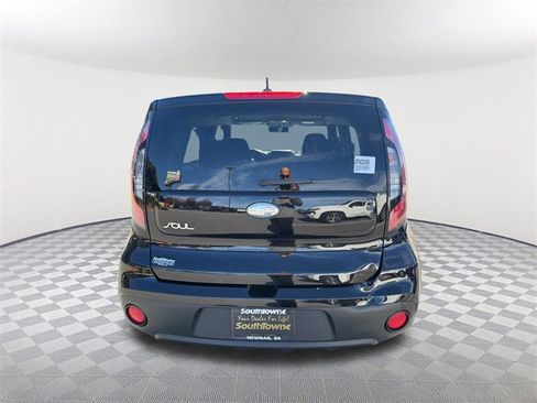 Used 2017 Kia Soul image 6
