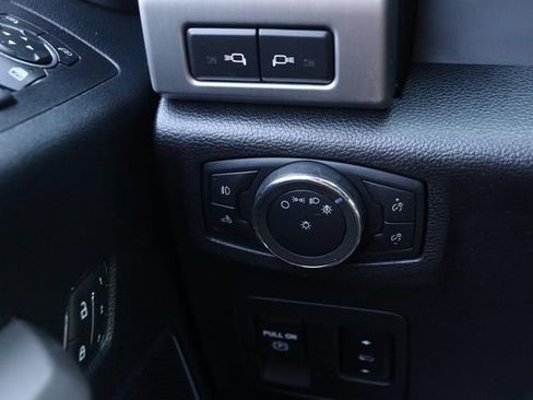 Used 2020 Ford F150 Platinum w/ Equipment Group 701A Luxury AWD/4WD image 20