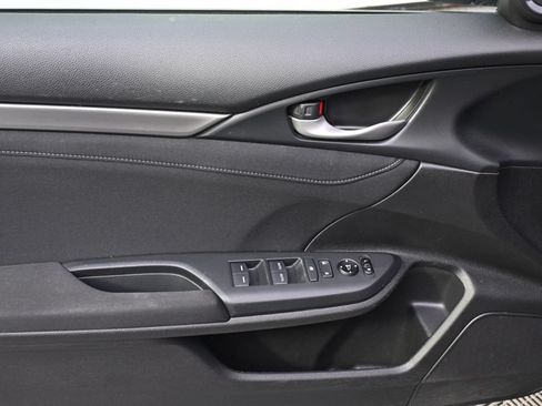 Used 2020 Honda Civic EX image 22