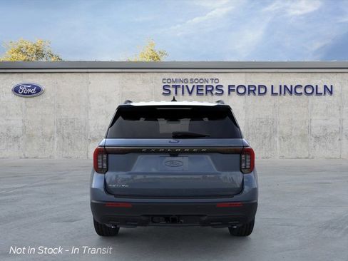 New 2026 Ford Explorer Active RWD image 5