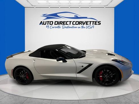 Used 2015 Chevrolet Corvette Stingray Convertible w/ 3LT Preferred Equipment Group RWD image 7