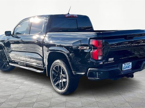 Used 2025 Chevrolet Colorado Z71 w/ Technology Package image 4