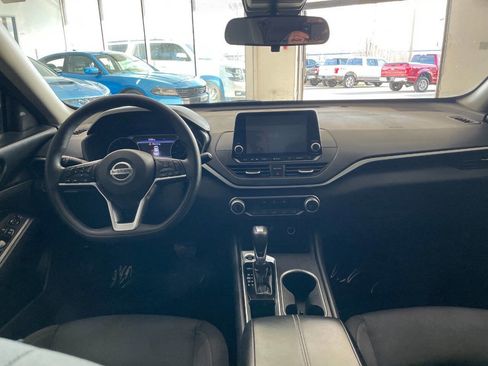Used 2022 Nissan Altima 2.5 SV image 20