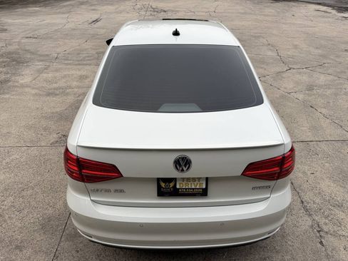 Used 2016 Volkswagen Jetta SEL Premium FWD image 7