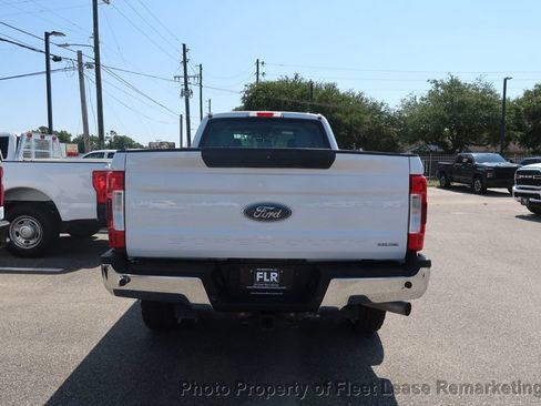 Used 2019 Ford F250 XL w/ Power Equipment Group AWD/4WD image 4