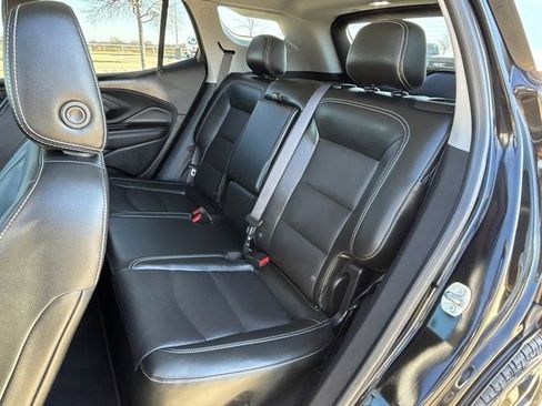 Certified 2022 GMC Terrain SLT w/ Infotainment Package II image 26