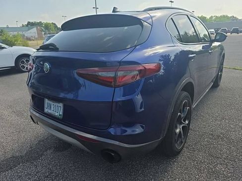 Used 2023 Alfa Romeo Stelvio Ti AWD/4WD image 2