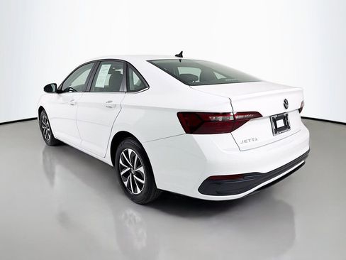 Used 2024 Volkswagen Jetta S image 5