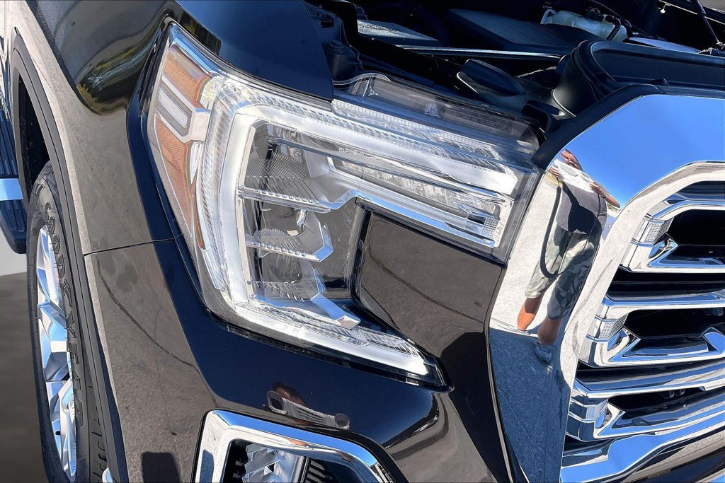 Used 2019 GMC Sierra 1500 SLT w/ SLT Premium Plus Package AWD/4WD image 33