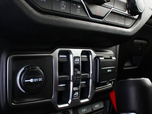 New 2026 Jeep Wrangler Unlimited Sport image 28