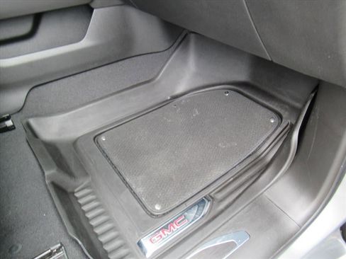 Used 2024 GMC Sierra 2500 AT4X AWD/4WD image 39