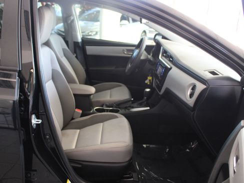 Used 2018 Toyota Corolla LE FWD image 10