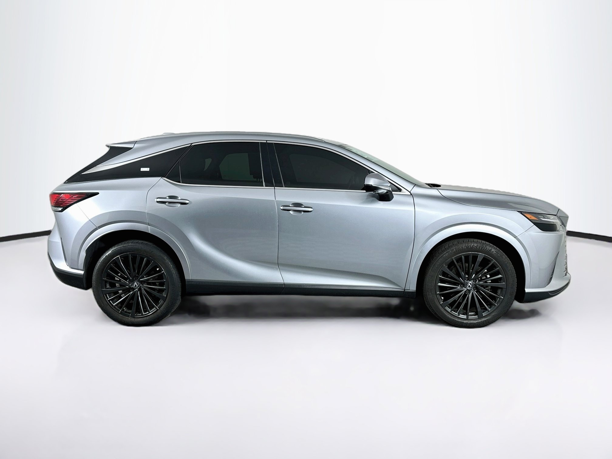 Used 2024 Lexus RX 350 Premium w/ Convenience Package FWD image 10