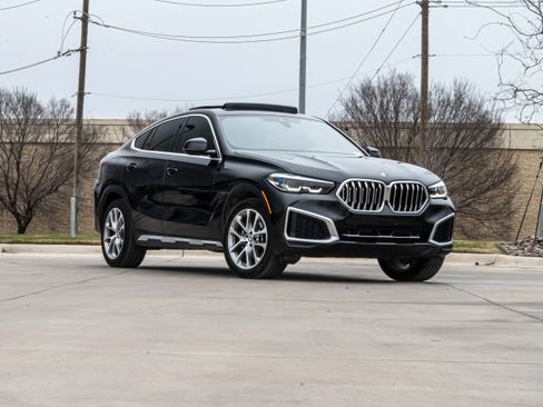 Certified 2023 BMW X6 xDrive40i w/ Parking Assistance Package image 2