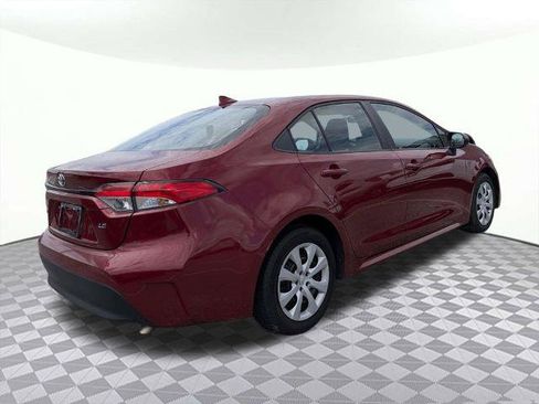 Used 2024 Toyota Corolla LE FWD image 3
