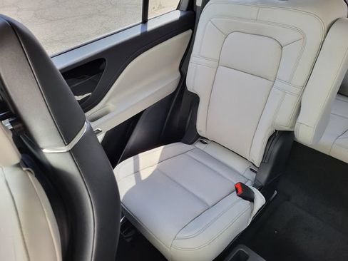 New 2026 Lincoln Aviator Reserve AWD/4WD image 13