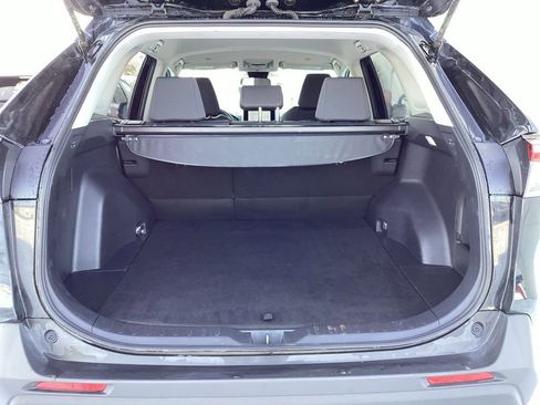 Used 2025 Toyota RAV4 XLE image 10