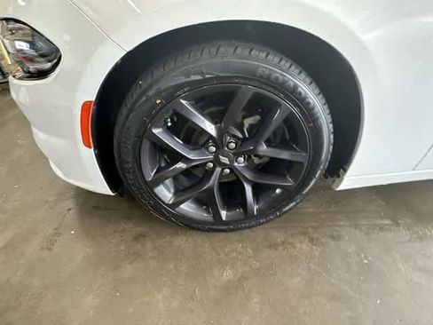 Used 2020 Dodge Charger SXT w/ Blacktop Package image 10
