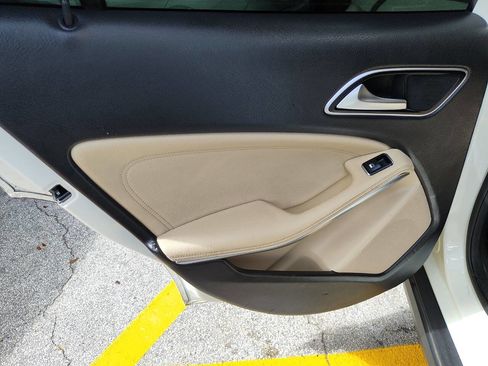 Used 2016 Mercedes-Benz GLA 250 w/ Driver Assistance Package image 25