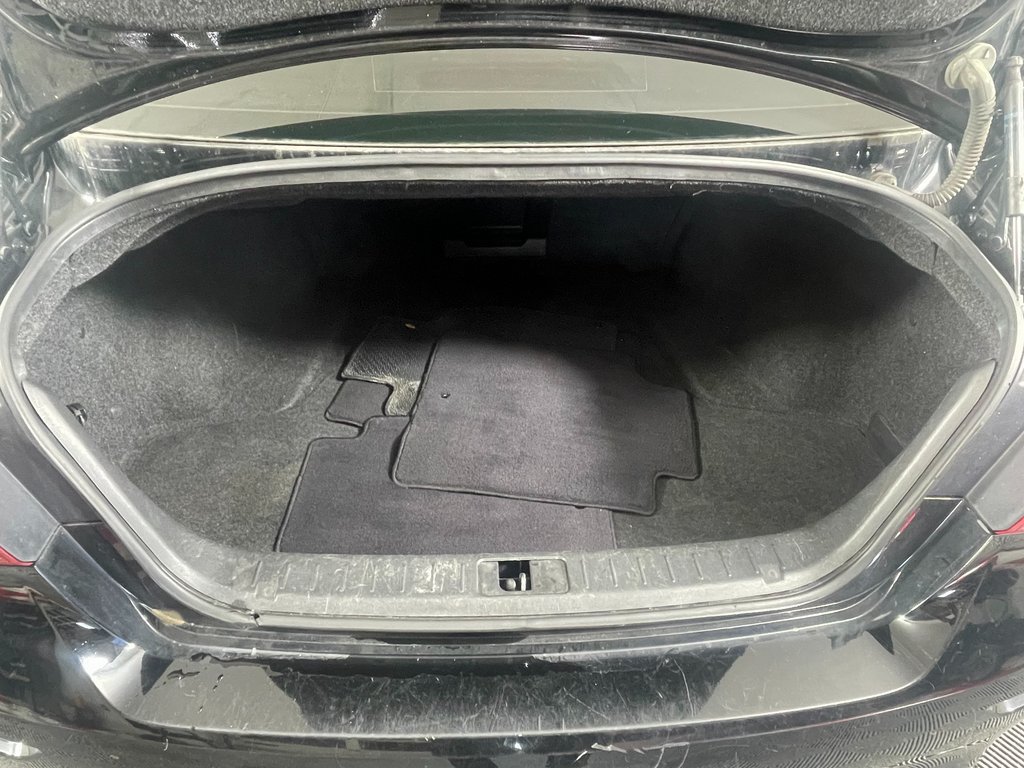 Used 2017 INFINITI Q70 L 3.7 AWD/4WD image 7