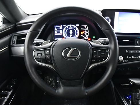 Used 2023 Lexus ES 350 w/ Premium Package image 9