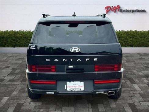 Used 2026 Hyundai Santa Fe SEL FWD image 9