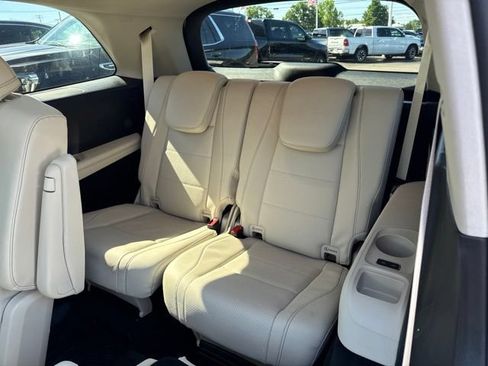 Used 2022 Mercedes-Benz GLS 450 4MATIC image 20
