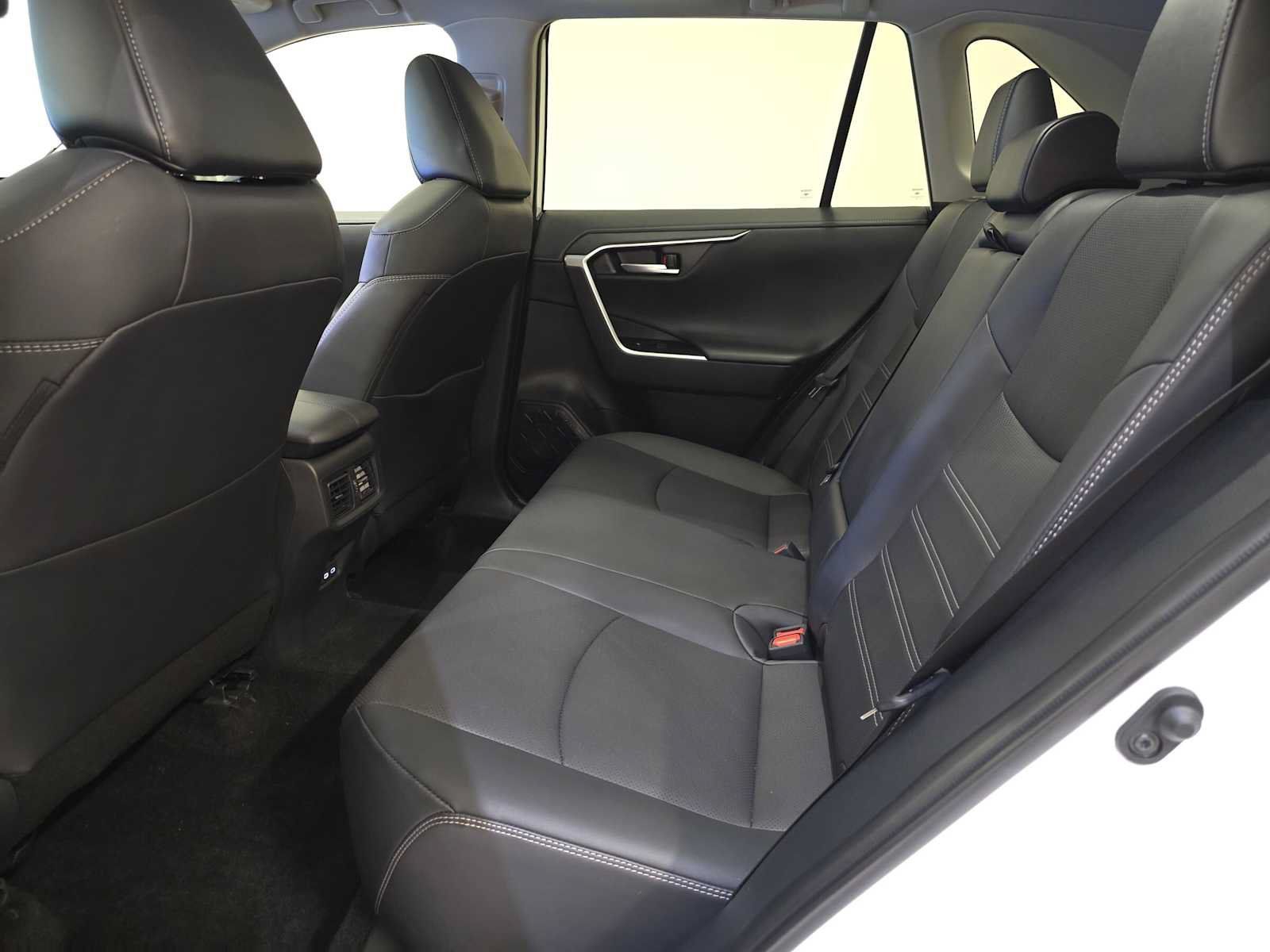 Certified 2025 Toyota RAV4 Limited w/ Advanced Technology Package AWD/4WD image 24