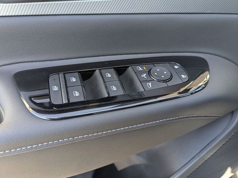 New 2026 Nissan Murano Platinum AWD/4WD image 13