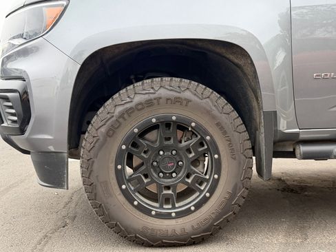 Used 2022 Chevrolet Colorado W/T w/ LPO, Tonneau and Step Package AWD/4WD image 6