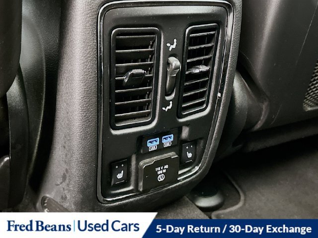 Used 2021 Jeep Grand Cherokee Limited w/ Luxury Group II AWD/4WD image 32