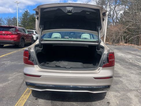 Used 2024 Volvo S60 B5 Ultimate image 31