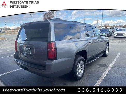 Used 2020 Chevrolet Suburban LT image 10
