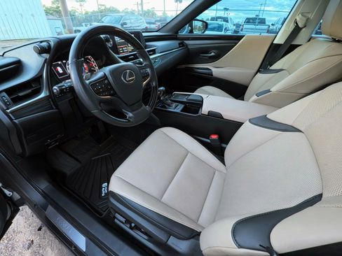 Used 2019 Lexus ES 350 image 6