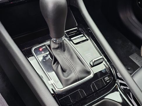 New 2026 Jeep Compass Latitude image 15