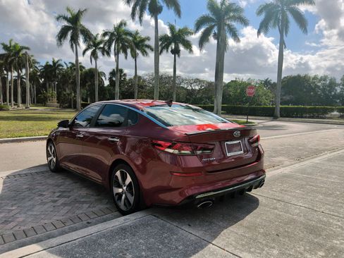 Used 2020 Kia Optima S FWD image 14