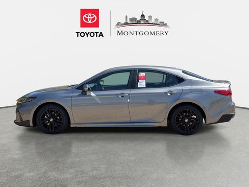 New 2026 Toyota Camry SE FWD image 6