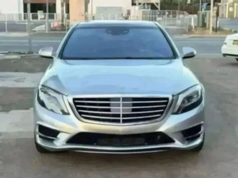 Used 2014 Mercedes-Benz S 550 Sedan image 4