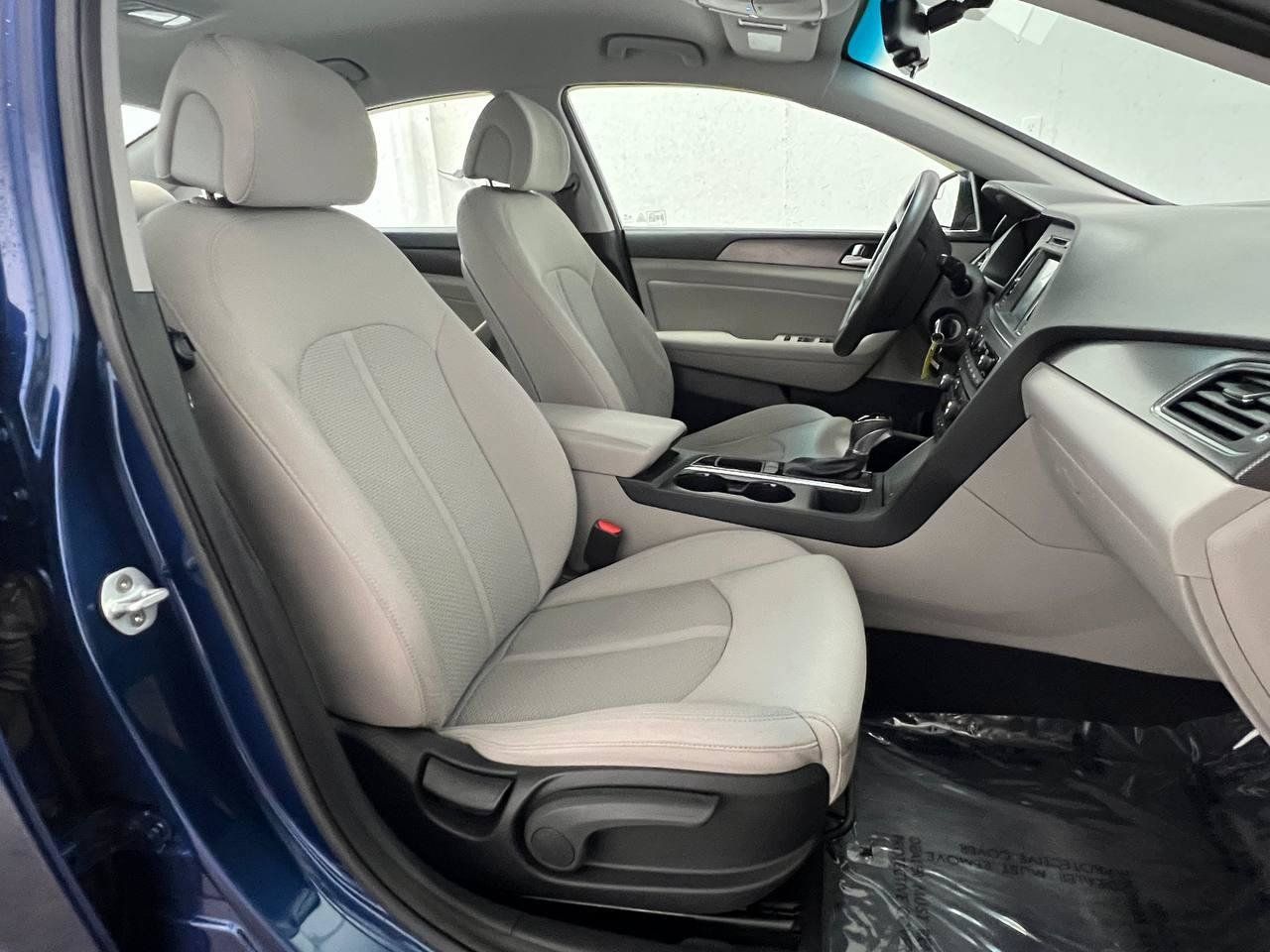 Used 2017 Hyundai Sonata Sport w/ Cargo Package FWD image 12