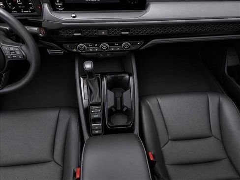 Used 2023 Honda Accord Sport image 20