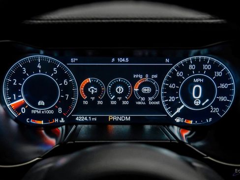 Used 2022 Ford Mustang Shelby GT500 w/ Technology Package image 79