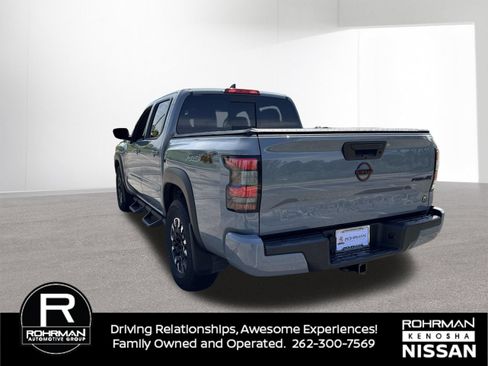 Used 2023 Nissan Frontier PRO-4X w/ Tow Package AWD/4WD image 7