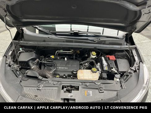 Used 2020 Chevrolet Trax LT w/ LT Convenience Package image 24