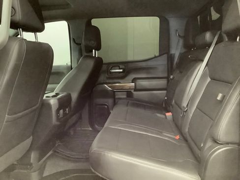 Used 2020 Chevrolet Silverado 1500 LT Trail Boss AWD/4WD image 7