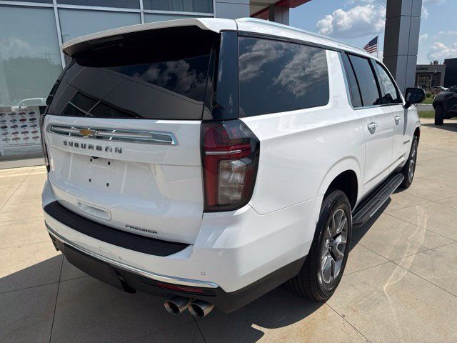 Used 2023 Chevrolet Suburban Premier RWD image 7